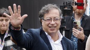 gustavo petro colombia elecciones