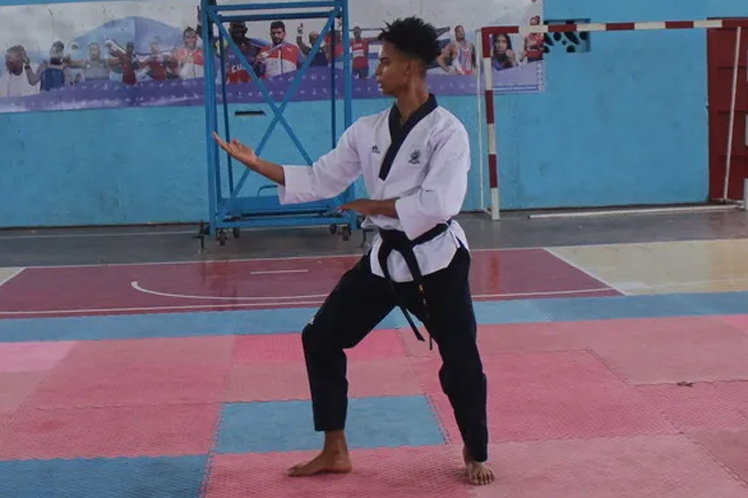 cuba-brillo-en-abierto-de-taekwondo-en-la-republica-dominicana