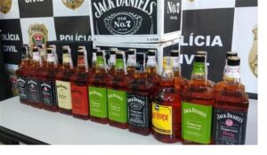 Decomisan en Brasil mas de 900 mil bebidas falsificadas