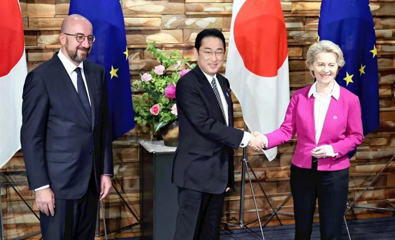 japon-y-la-union-europea-celebran-cumbre-bilateral