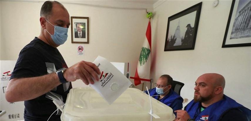 empleados-electorales-ejercen-el-voto-en-libano