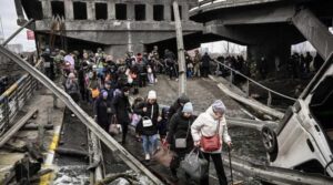 autoridades-de-donetsk-evacuaron-a-491-personas-de-mariupol