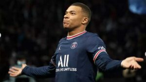 mbappe-listo-para-la-ligue1-y-la-champions