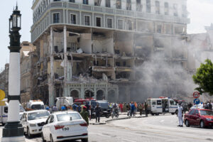 cuba-mantendra-labores-de-busqueda-y-rescate-en-hotel-saratoga-2