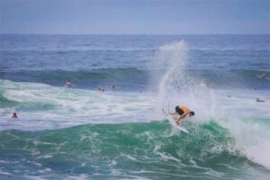 el-salvador-acoge-nueva-fiesta-mundial-del-surf