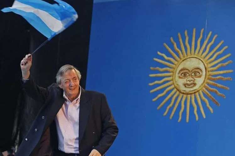 recuerdan-en-argentina-a-expresidente-nestor-kirchner