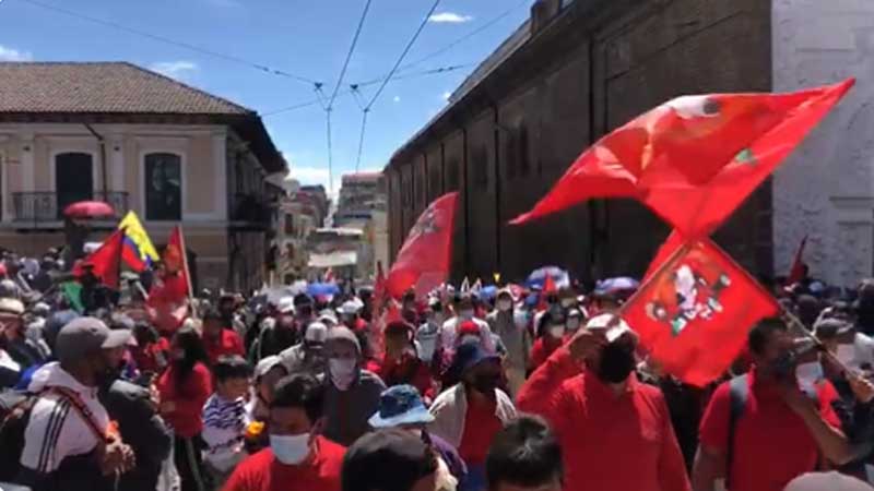 Mejoras laborales y mayor seguridad demandan trabajadores de Ecuador