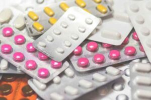 ciertos-medicamentos-combinados-con-ibuprofeno-pueden-danar-rinones