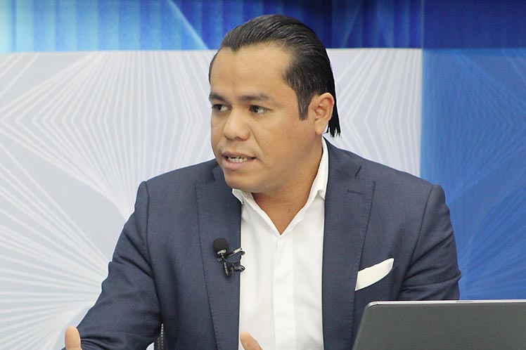 ministro-salvadoreno-descarta-emision-inmediata-de-criptobonos