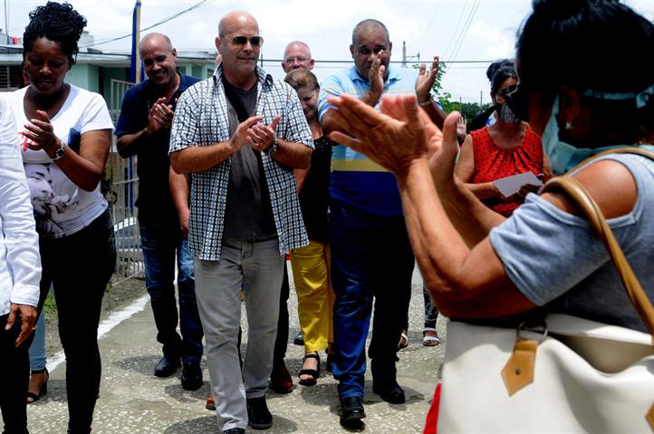 con-la-labor-cederista-se-revitalizan-comunidades-de-cuba