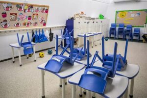 maestros-israelies-continuan-paro-por-demandas-laborales