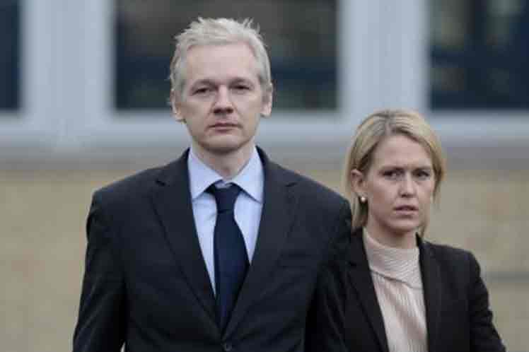 gobierno-britanico-admite-que-espio-a-abogada-de-julian-assange