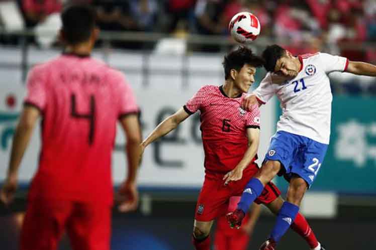 gano-brasil-y-perdio-chile-en-amistosos-de-futbol