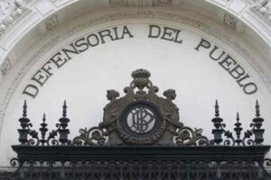 asoma-choque-de-poderes-legislativo-y-judicial-en-peru