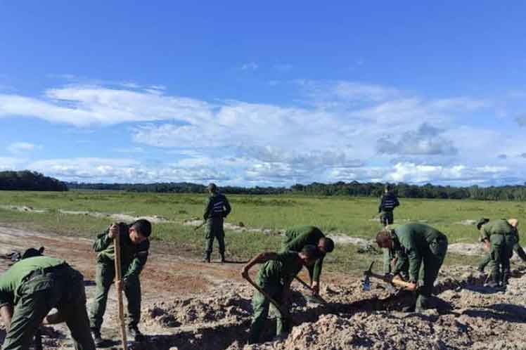inhabilitan-pista-ilegal-en-estado-venezolano-de-amazonas