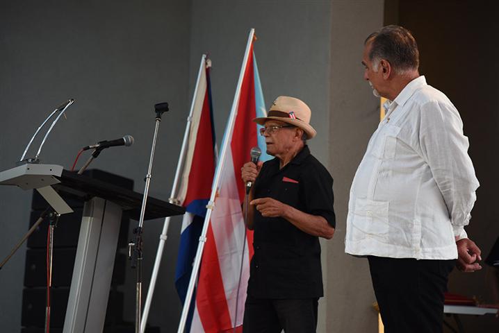  puertorriquenos-solidariosk-reconocen-a-presidente-de-cuba