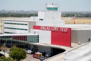 ataque aeropuerto dallas