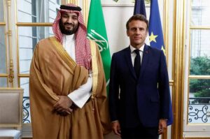 Emmanuel-Macron-Mohammed-bin-Salman