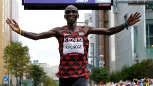 keniano-kipchoge-buscara-mejorar-record-de-maraton-en-berlin