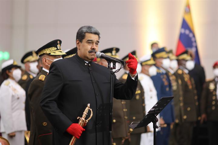 presidente-de-venezuela-resalta-moral-de-fuerza-armada