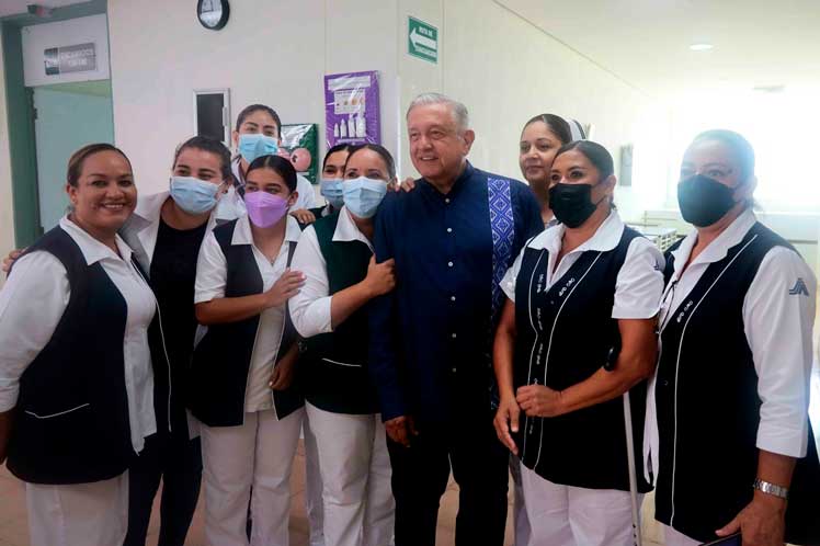 México-AMLO-médicos-cubanos-1