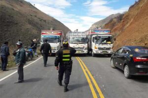 Peru-Paro-transportistas