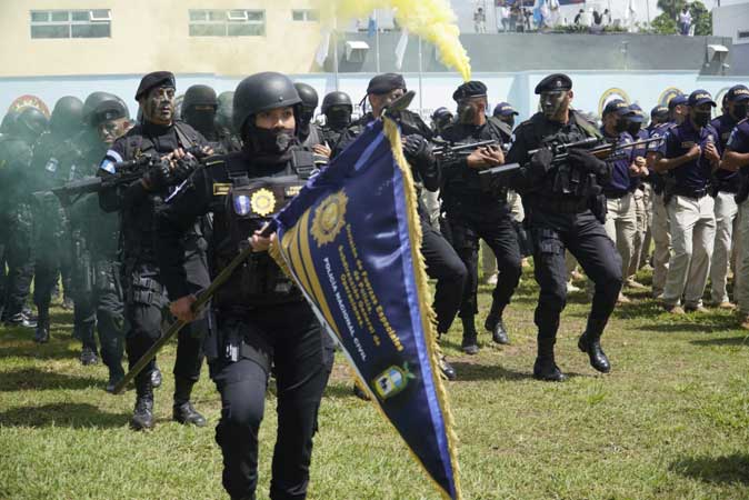 Policía Nacional Civil (PNC) acto Guatemala