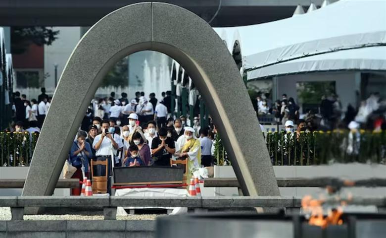 ciudad-japonesa-realiza-ceremonia-anual-de-la-paz