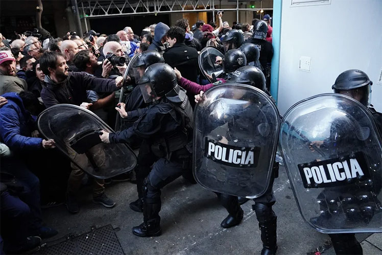 Argentina-Cristina-manifestacion