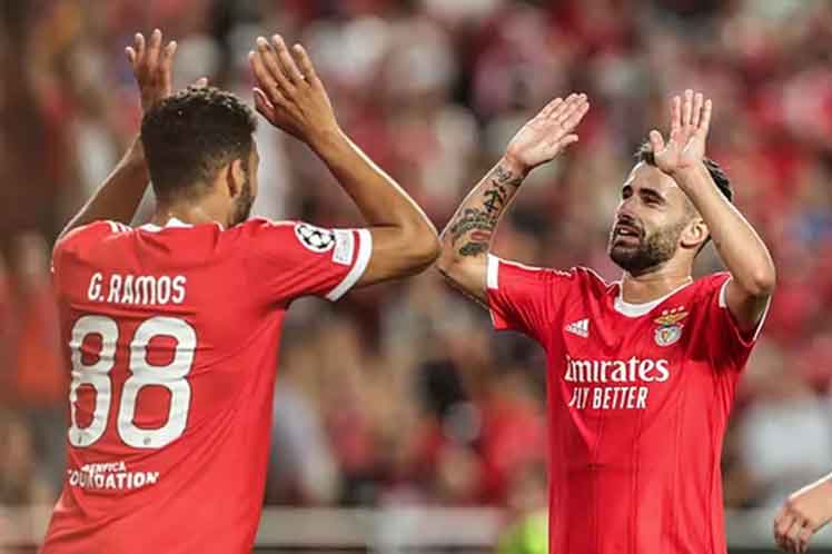 club-portugues-benfica-clasifica-a-liga-de-campeones-de-futbol