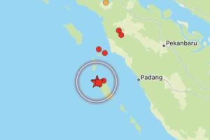 sismo-submarino-causa-panico-en-region-de-indonesia