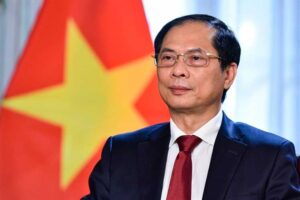 ministro-de-Relaciones-Exteriores-de-Vietnam,-Bui-Thanh-Son