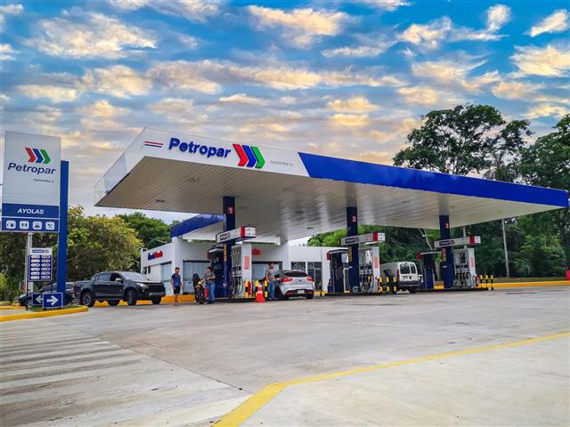 petroleos-paraguayos-rebaja-precio-de-la-nafta-97-octanos