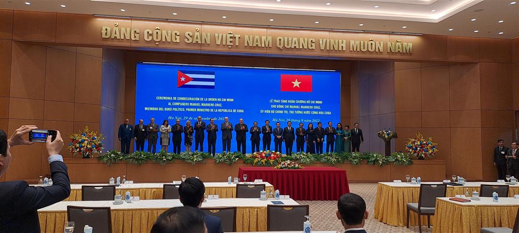 cuba-siente-como-propios-logros-de-vietnam-afirma-primer-ministro