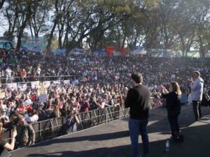 expresan-en-argentina-apoyo-a-vicepresidenta-cristina-fernandez