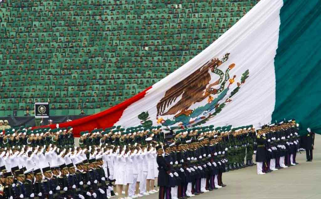  vistoso-desfile-militar-satisfizo-expectativas-de-millones-en-mexico