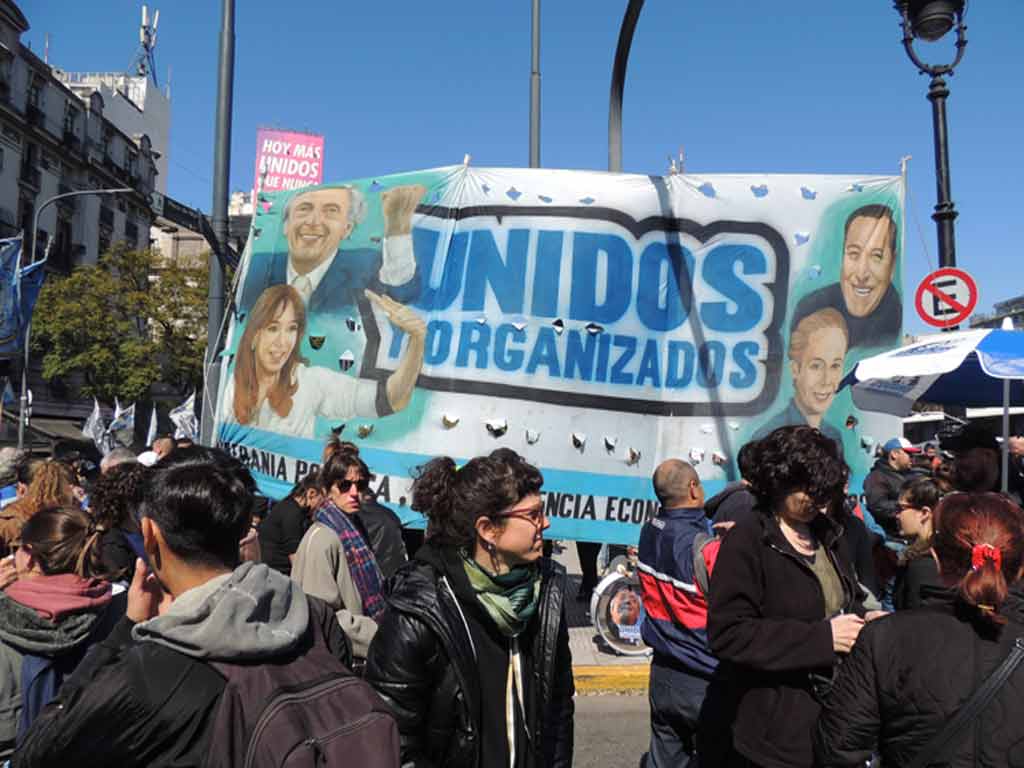 marchan-carteles-cristina