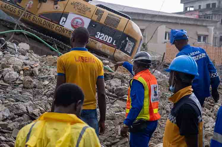 al-menos-dos-muertos-tras-colapso-de-edificio-en-nigeria