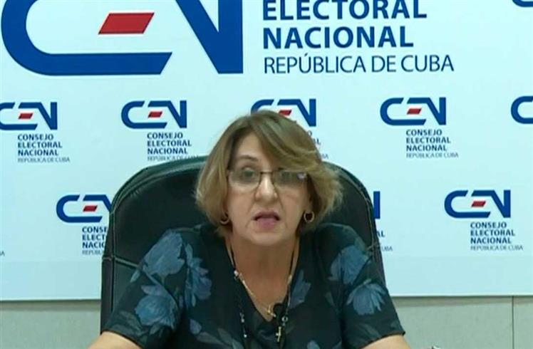 presidenta-del-Consejo-Nacional-Electoral-(CEN)-de-Cuba,-Alina-Balseiro
