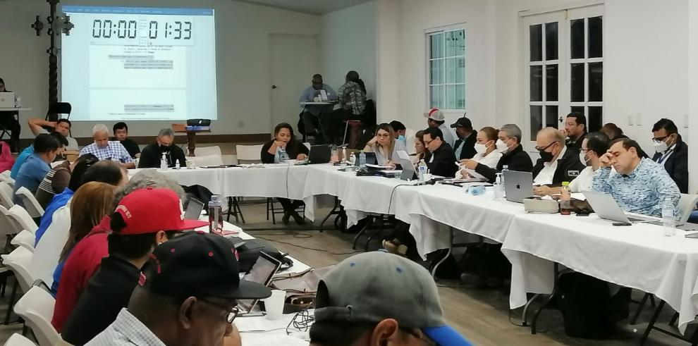 dialogo-por-panama-en-ascuas-por-falta-de-mediador