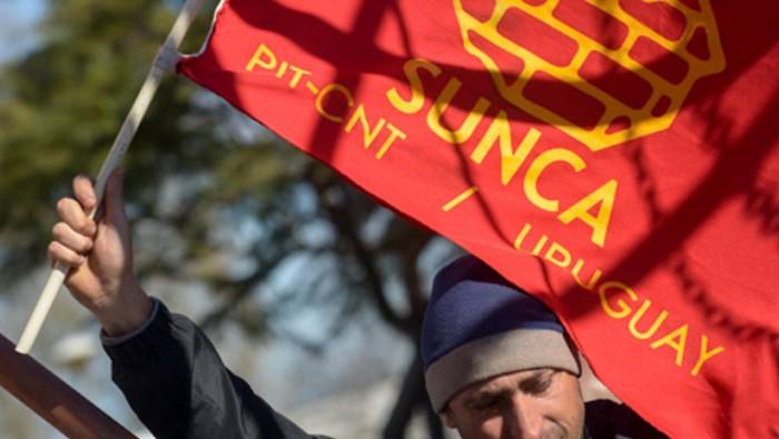 trabajadores-de-la-construccion-al-paro-en-uruguay