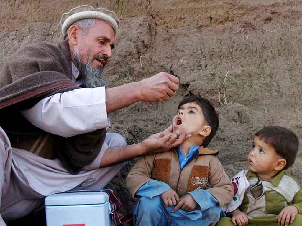 comenzo-campana-de-vacunacion-contra-la-polio-en-afganistan