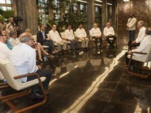 presidente-de-cuba-reitera-apoyo-a-dialogos-de-paz-en-colombia