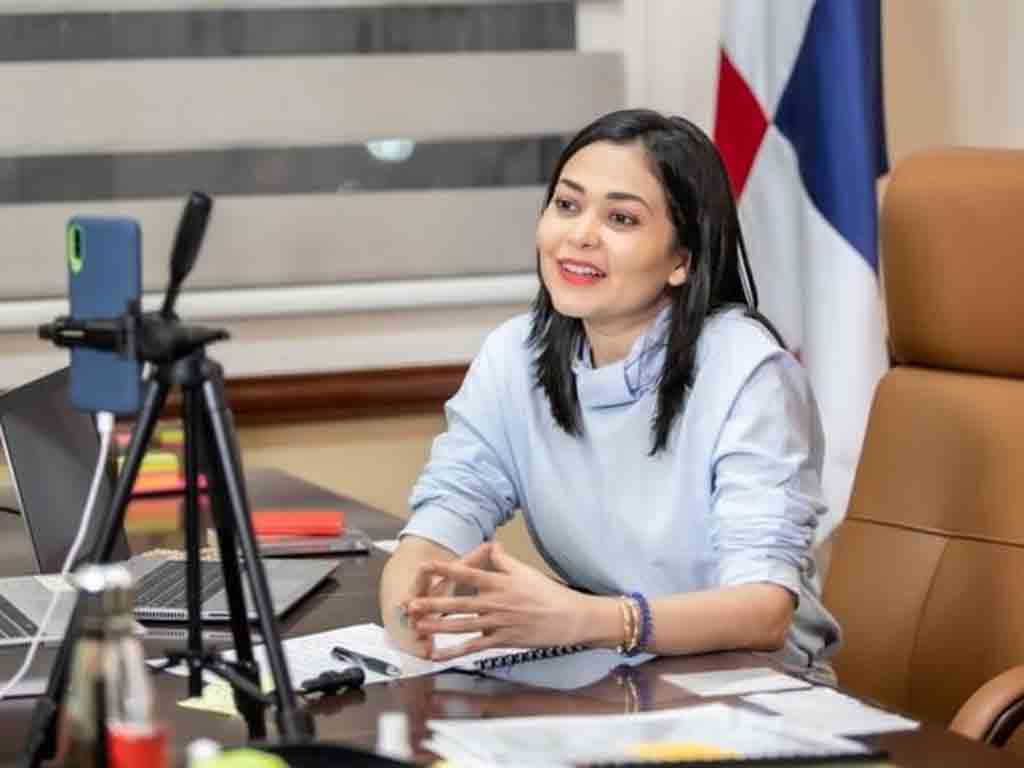 designan-nueva-canciller-de-panama