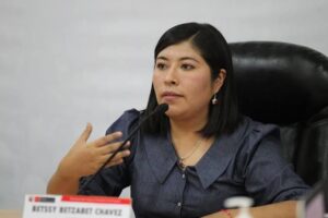 ministra-de-peru-rechaza-denuncia-periodistica-e-investigacion