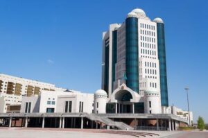 senado-kazajo-aprueba-la-ley-del-tribunal-constitucional