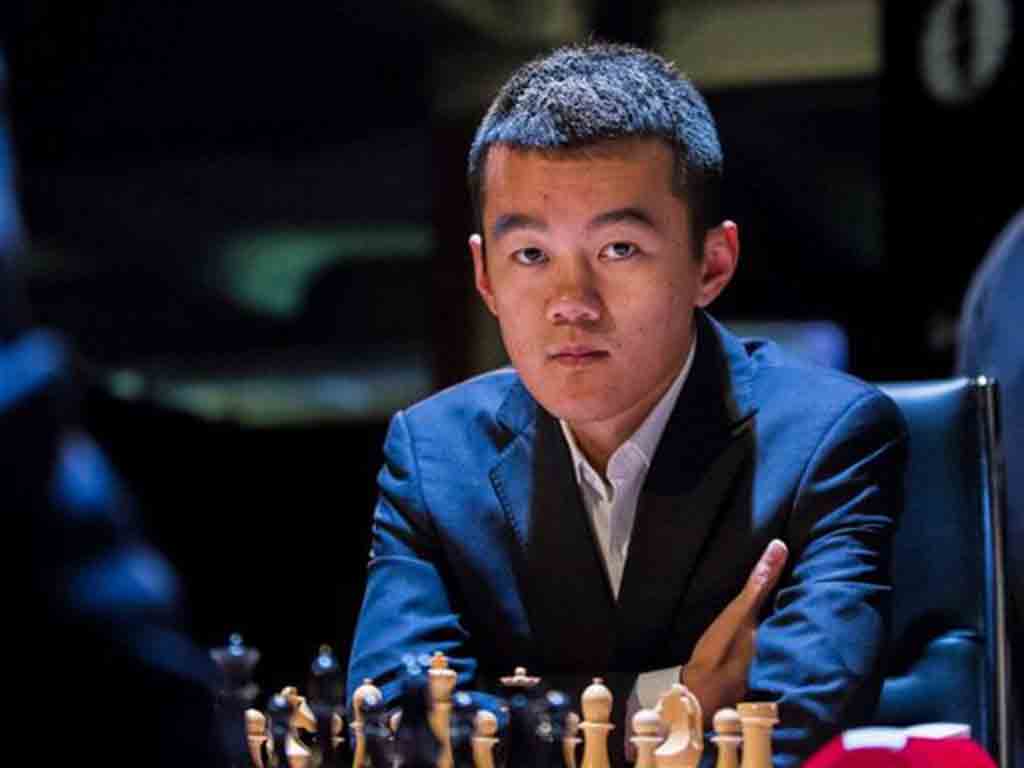 china-supera-a-ucrania-y-es-lider-en-solitario-en-mundial-de-ajedrez