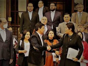 nueva-primera-ministra-ratifica-emplazamiento-a-congreso-de-peru