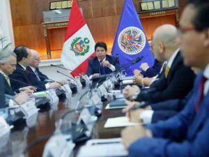 mision-oea-inicio-contactos-con-visita-al-presidente-de-peru