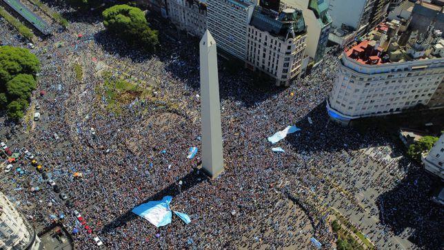 argentina-celebra-y-recibe-a-sus-campeones